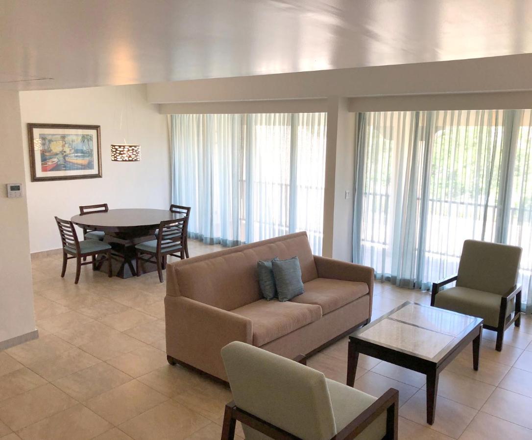 Park Royal Homestay Club Cala Puerto Rico 우마카오 외부 사진
