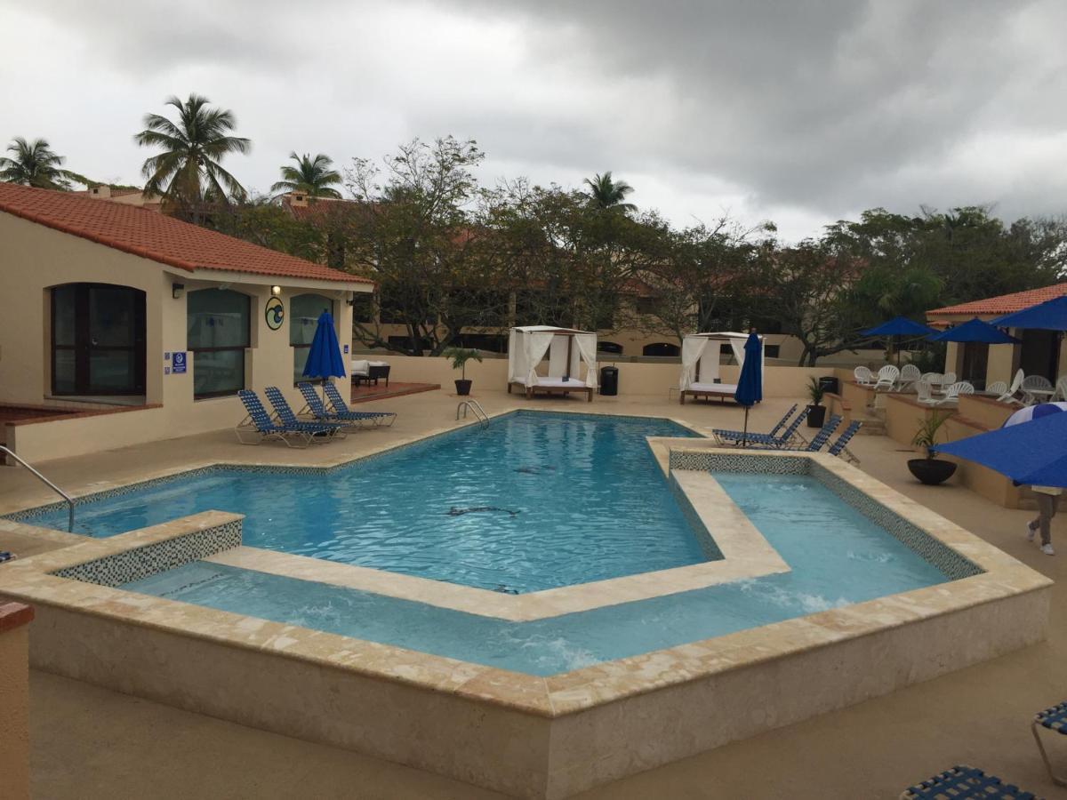 Park Royal Homestay Club Cala Puerto Rico 우마카오 외부 사진