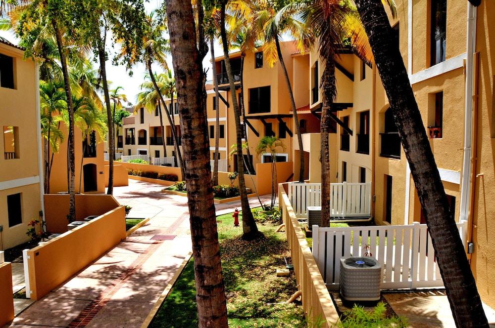 Park Royal Homestay Club Cala Puerto Rico 우마카오 외부 사진