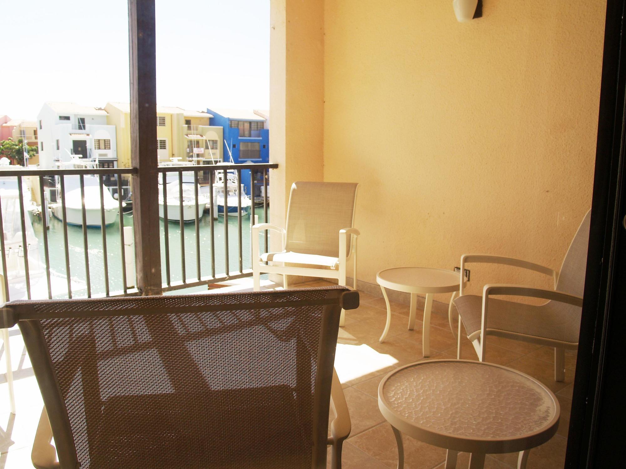 Park Royal Homestay Club Cala Puerto Rico 우마카오 외부 사진